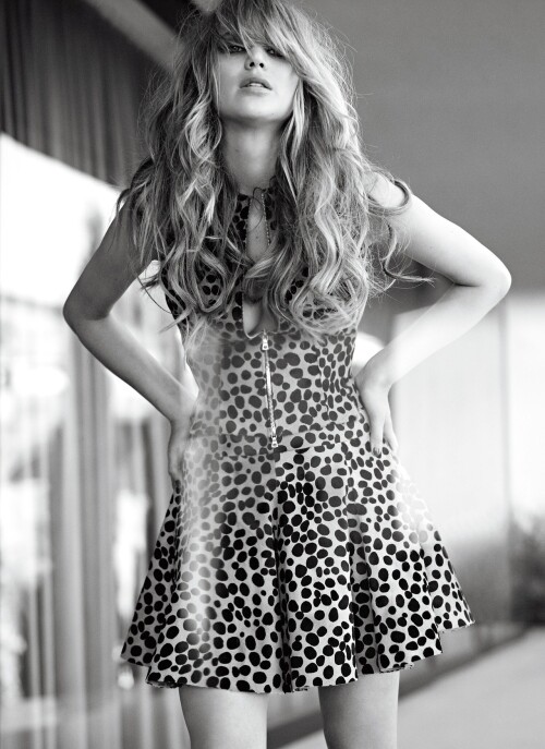 2 DNc1P4c4e8f7af5b4a229