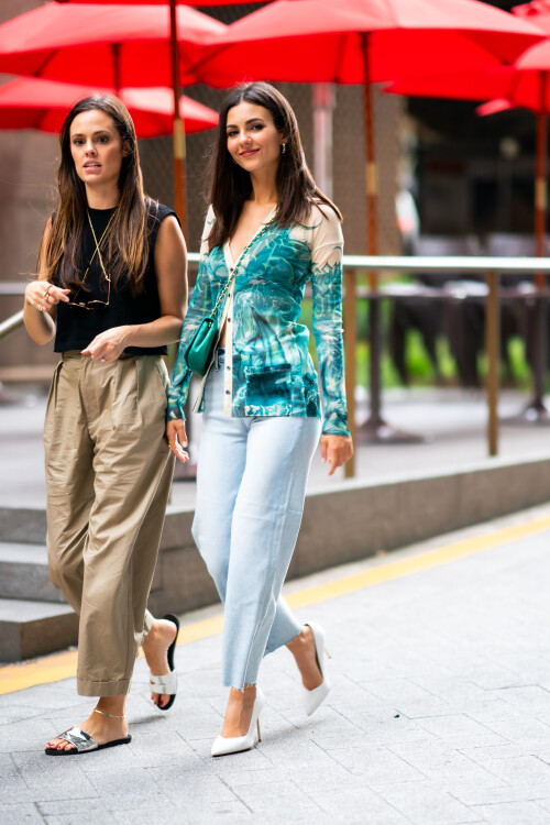 20 EsQW5vcc0c569e6650c82cc