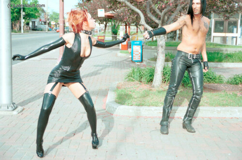 2000 04 mad barbershop of horrors bianca salon05 22159af2e3c7f6e244