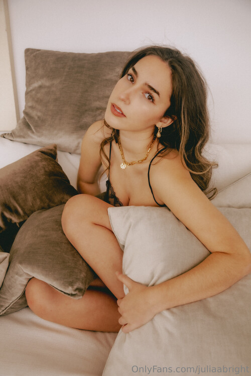 2000x3000 68bece4a0be254be6caa225b223684ab8e43841ee23e584f