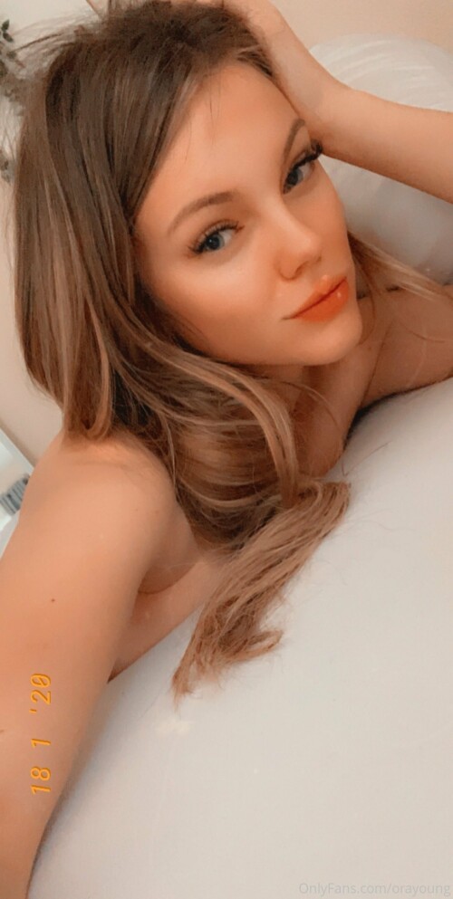 200118 19265947 Someone come cuddle me