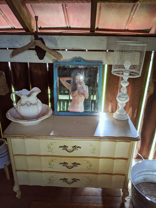 200610 414957045 More P