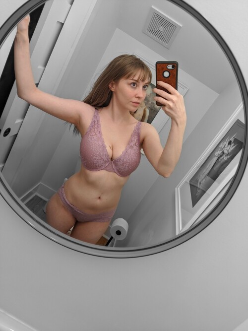 200628 475035868 On Monday at 5 PM EDT Ill be doing my first ever livestream here on OnlyFans I hope