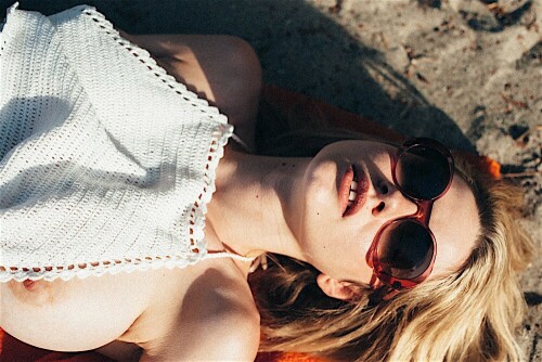 2015 Elle Britain by Emanuelle Ferrari 1