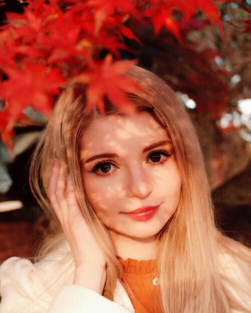 2017 DPh2PcKWAAA5eHQbc9884701592174c