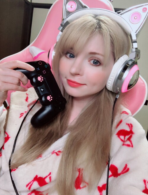 2018 DYvE80HUQAAaNur1208c4db15ea2836