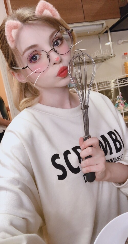 2019 D3dtVT0UEAA4QYa40abaf236f2c9599