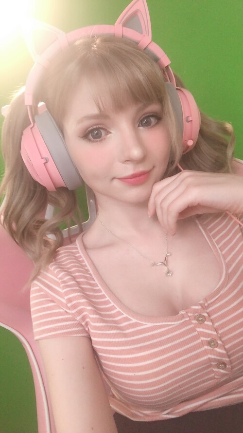 2019 D8moSKpVUAEVDKUb8b50b7e70945a05