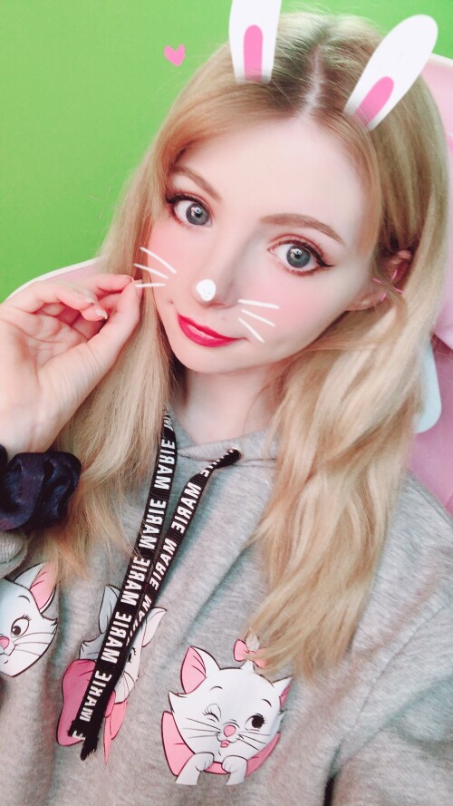 2019 DwcHfvQVsAEhs Haf187409c08a3fec