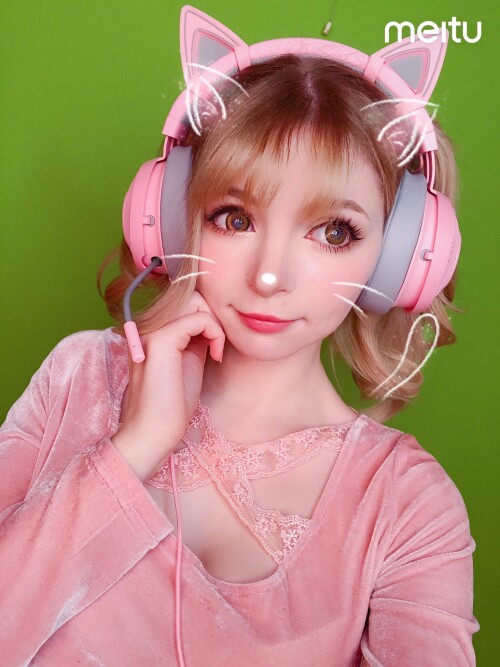 2019 DyCv2z1UUAIbmT2a5ac5cd55f198d27