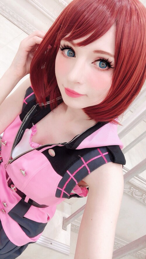 2019 DzHkdKxVYAA7oK 5213decae3128d33