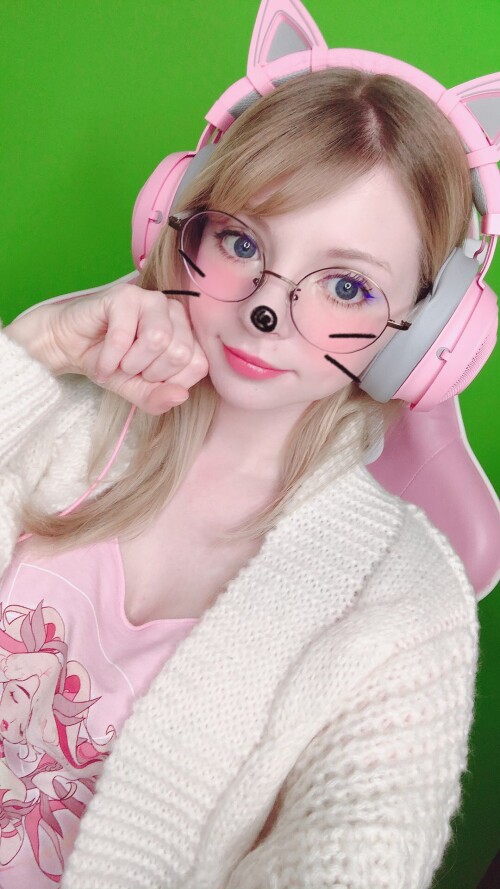 2019 DzuofZbUYAAjQoj04284c24ddfb3bce