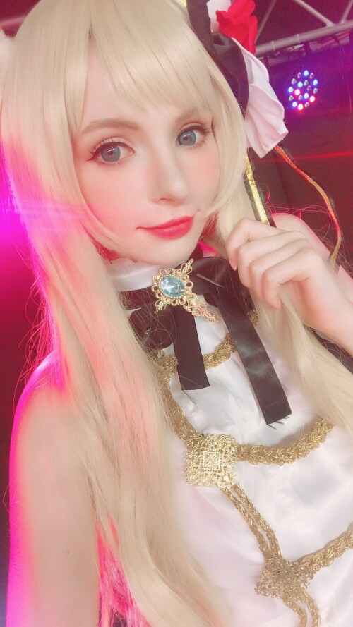 2019 EAxxU87VAAA5GT6fa6fe9b946368c25