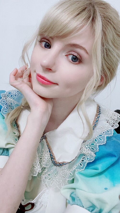 2019 EMZjqBYUcAEeD5n44cd93e33a4a321b