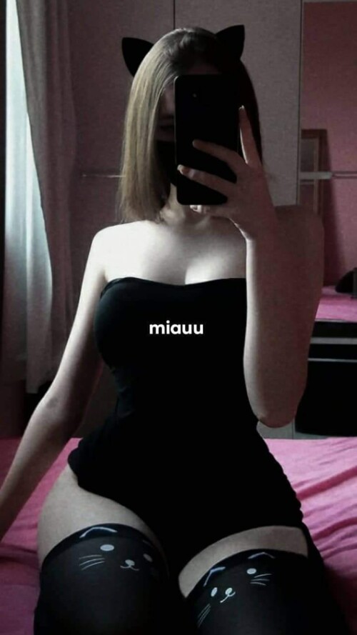 https://www.instagram.com/stories/highlights/17867297257905247/