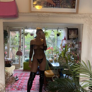 2020-11-22.1312437094.glitter_princess_