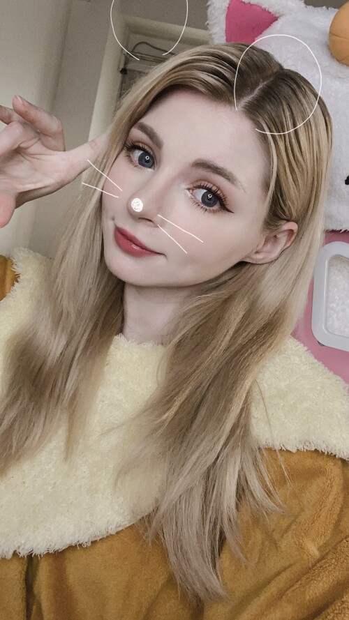 2020 EO2PMLmX4AAp1r82a46b7a664bbae7e