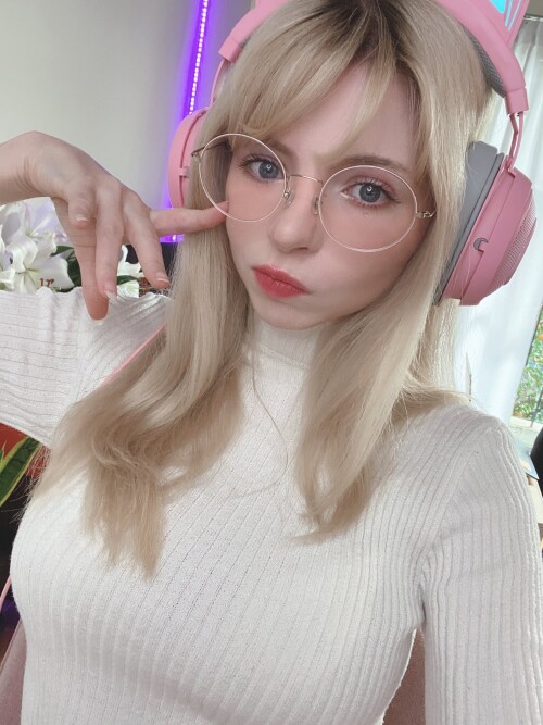 2020 EUUWrDRUUAAuFG047acf450d81e9d04