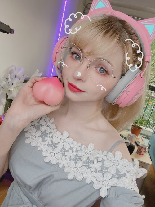 2020 EUZm5VcUUAEGc60cc882f1debea1075