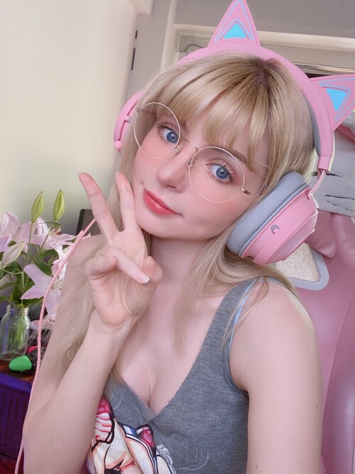 2020 EXNs49tUMAAmjOHf84e91d7f62b4579