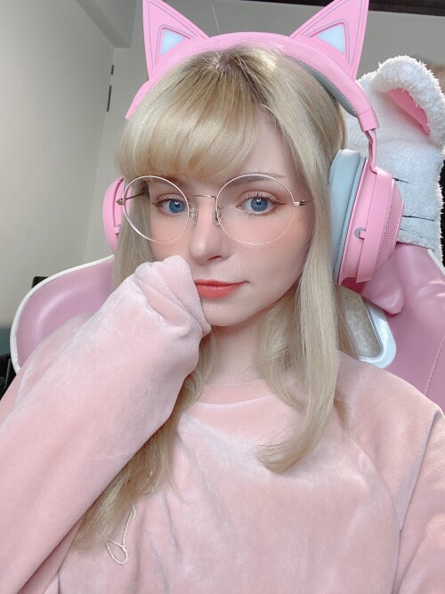 2020 EYgJd4DUEAAEufgfa5707317db2b76e