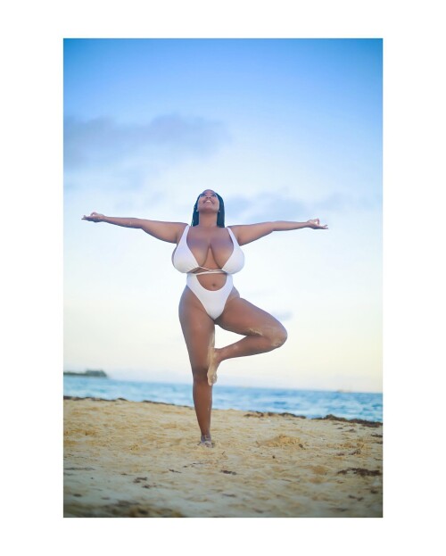 2021-05-13-06.20.23-2572416988068484728_42749412948debee969796a293