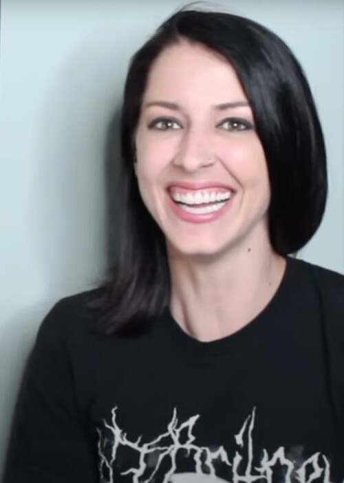 2021 06 15 21 22 58 13 AGAINST EVERYONE with CONNER HABIB 2 ABBY MARTIN or BECOME WHO YOU ARE Ybfdd8