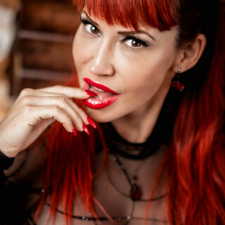 2021-09-sexy-groupie-03622-028