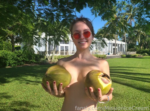 2021 10 12 53472 how do you like these coconuts