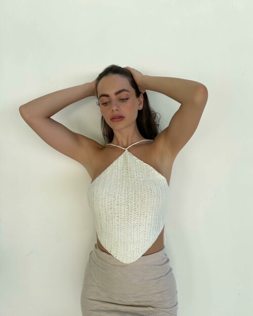 https://www.instagram.com/p/CWLaZY_taCY/