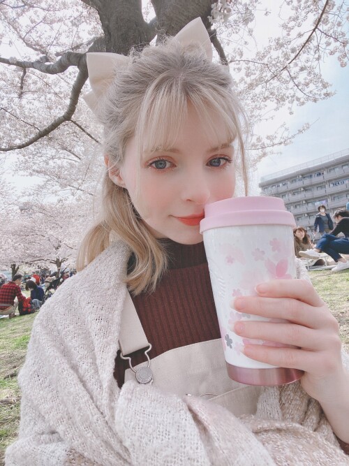 2021 ExeV3MxVIAMc8wya4e52adee6005113