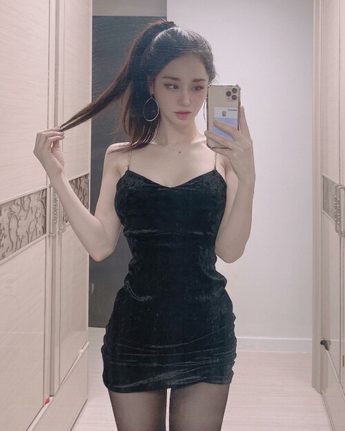 https://www.instagram.com/p/CYUIXLZv_Hr/