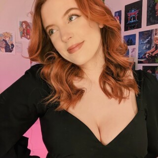 2022-03-03_louiseyhannah_1499397001678450689_FM7tn7XVQAUsQHQ04ca2837bd7584057c6dd67638885460