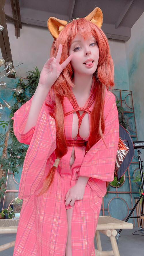 2022 08 Raphtalia Shibari Selfies 95593c4873d62f312