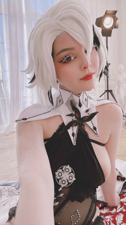 2022 09 Arlecchino Selfies 4498157e39079792a