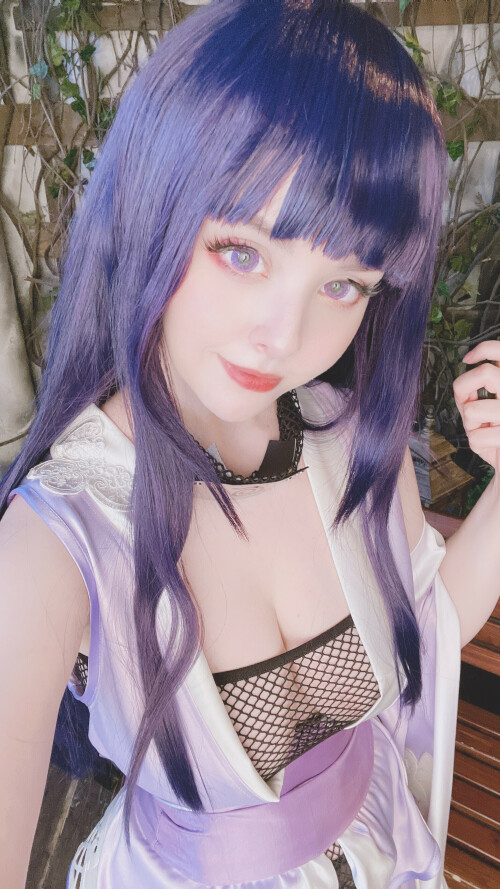 2022 09 Hinata Hyuga Selfies 3fb0f394ddef13e58