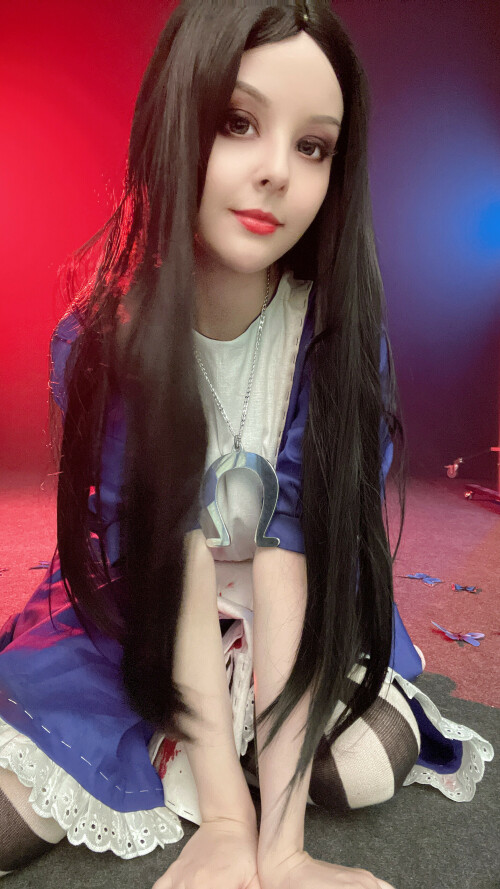 2022 10 Alice Selfies 112f153ae14f1927bd