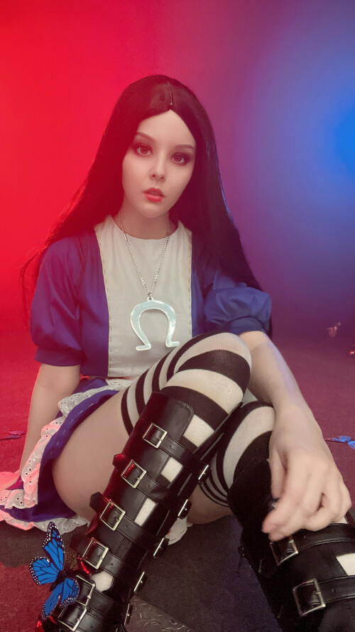 2022 10 Alice Selfies 1db69125a1342aede