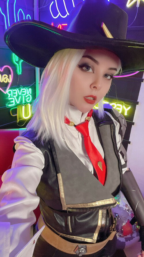 2022 11 Ashe Selfie 78fea638293dabcb5