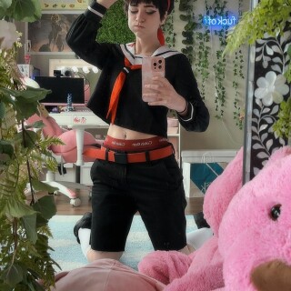 2023-02-11-01-38-33-480604966411579402