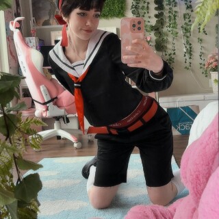 2023-02-11-01-38-33-480604966411579403