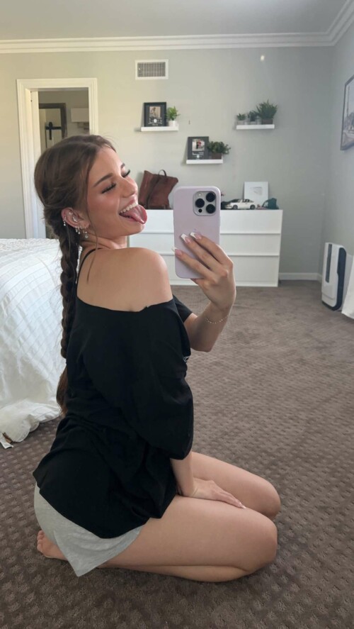 2023 07 25 brookemonk 380bae2989bb3d417d