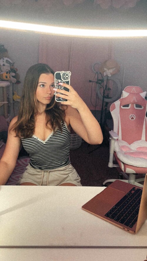 2023 08 03 nikki woodss 15f2307ddb0a953f85