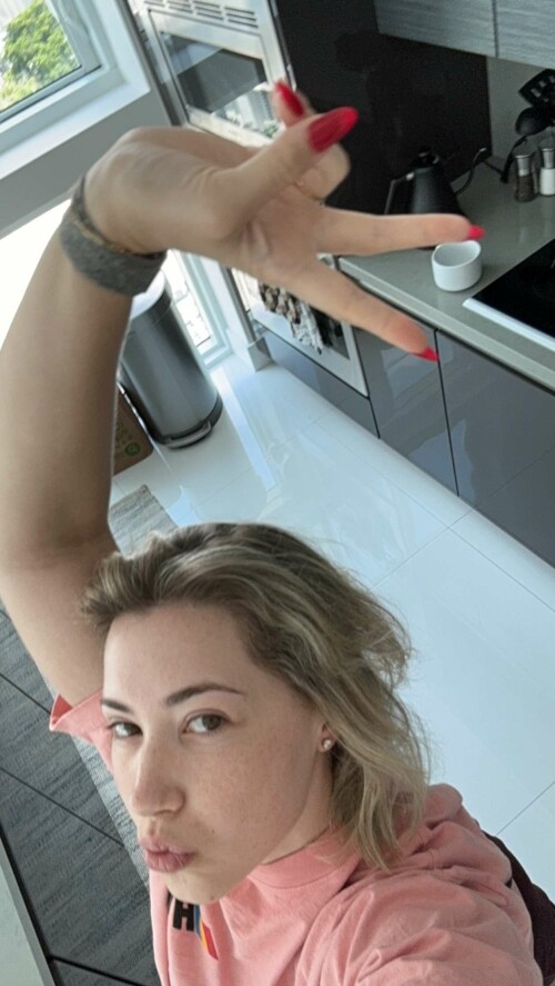 2023 08 05 pineapplebrat 2cd9e886bb2ddd0e4