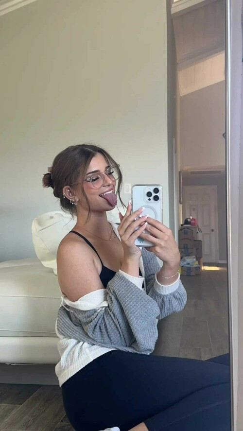 2023 08 16 brookemonk 98e9ad4fe006692a68