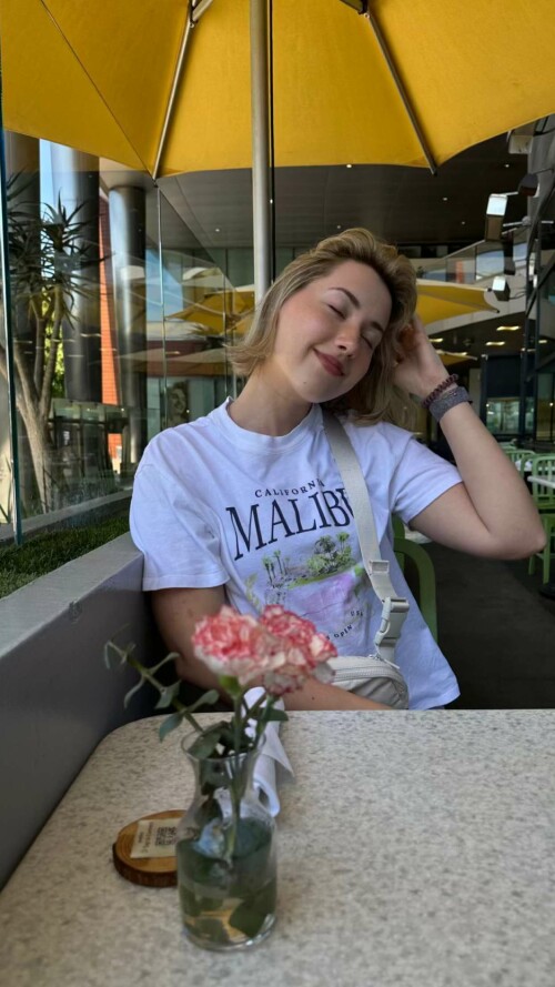 2023 08 19 pineapplebrat 85a4cdba568448ed5