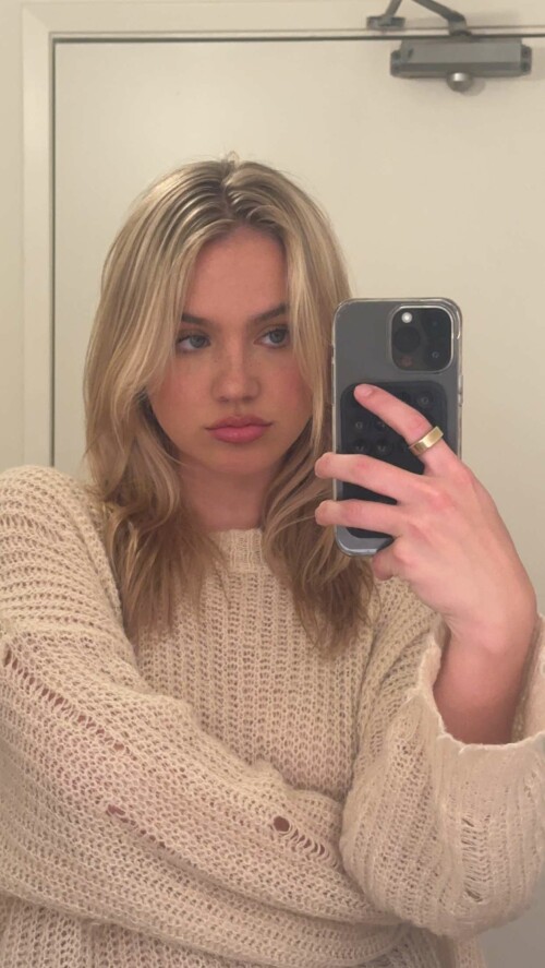 2023 08 22 emmabrooks 2c7b9f754921ccccb