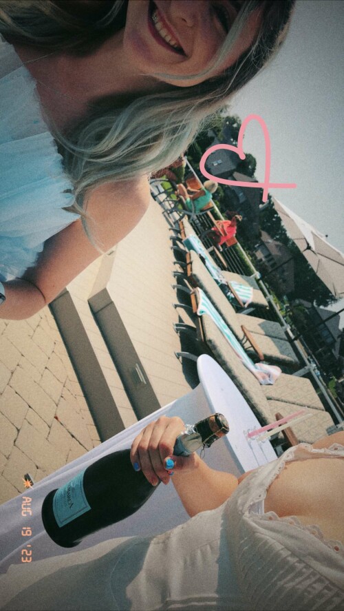 2023 08 22 pineapplebrat 1054e081fe189efffb