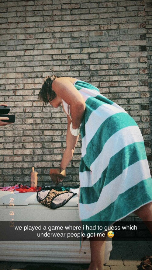 2023 08 22 pineapplebrat 15876ad7a14a10bf8f