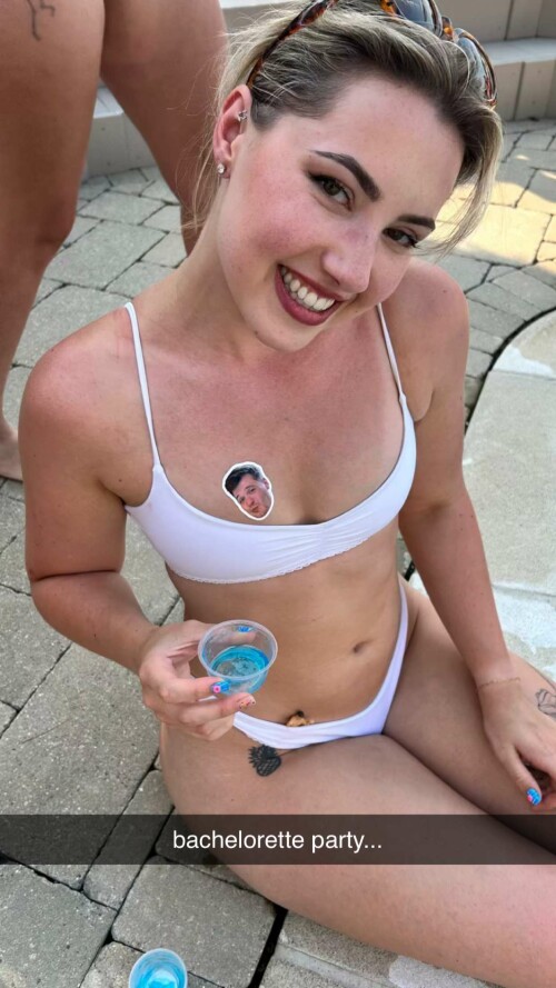 2023 08 23 pineapplebrat 132b3f797b16bde8d